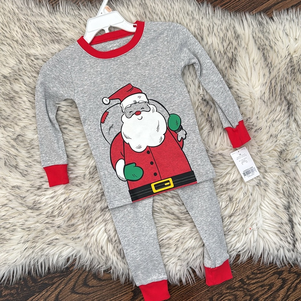 2T NWT Carters Santa Claus Pajamas Set